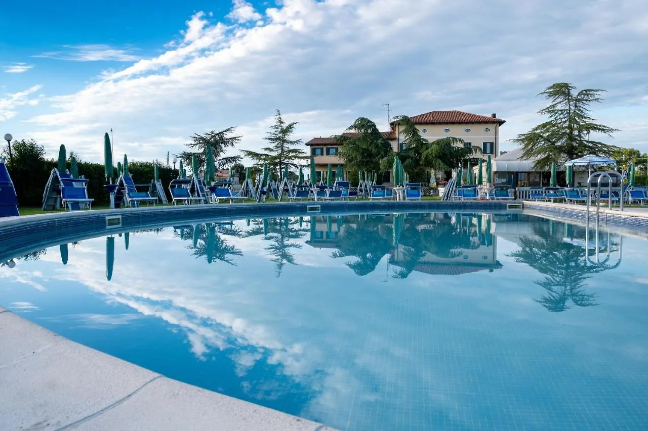 Hotel Villa Sara Mestre