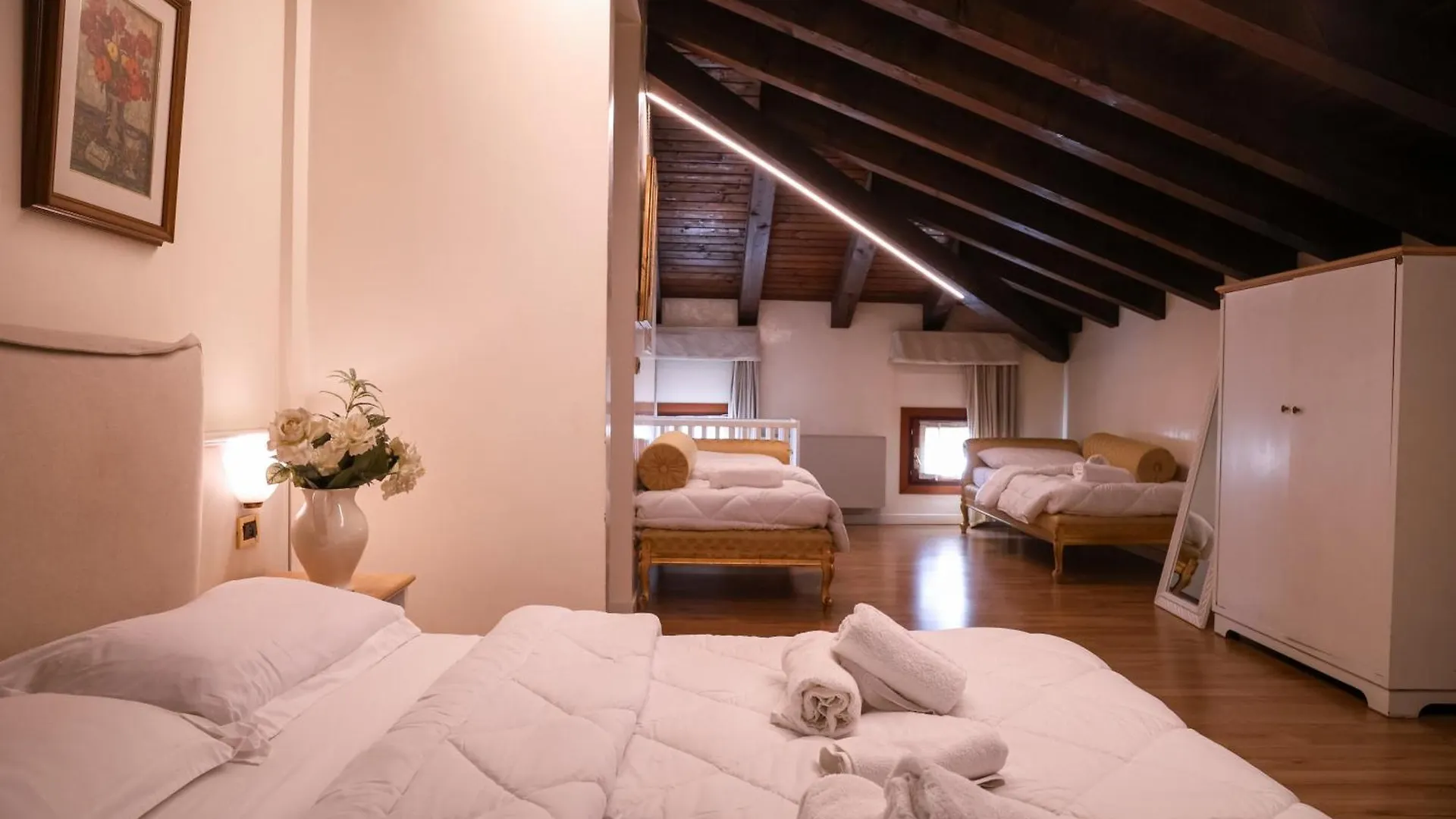 Hotel Villa Sara ميستر 3*,