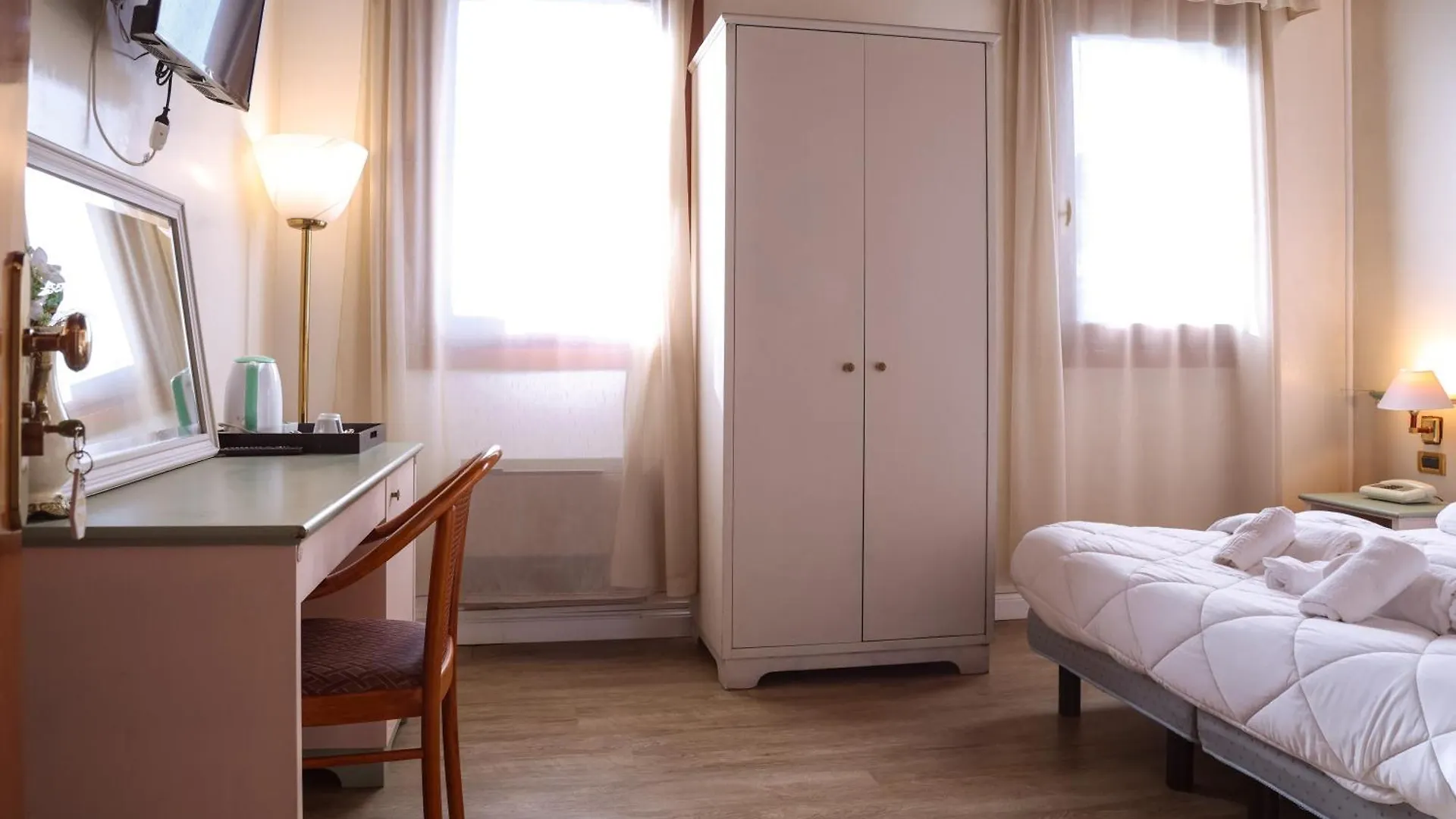 Hotel Villa Sara Mestre