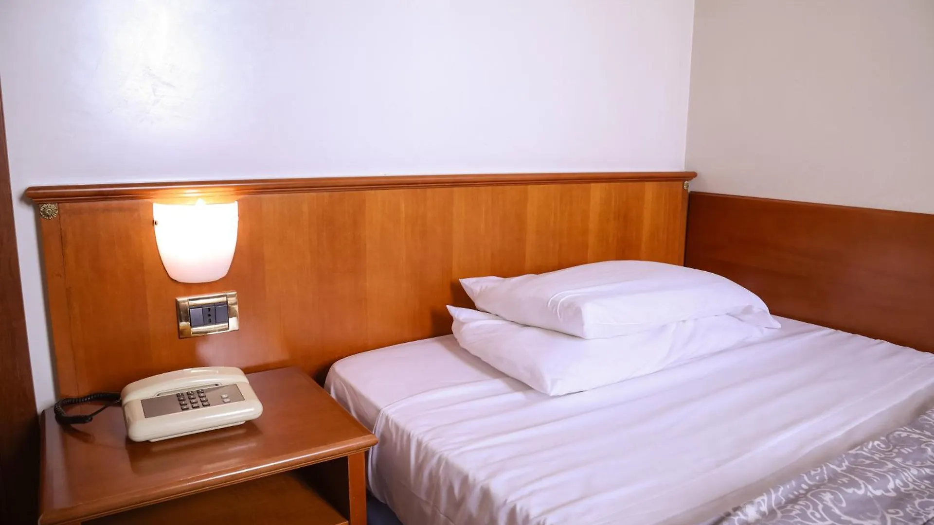 Hotel Villa Sara Mestre Italy