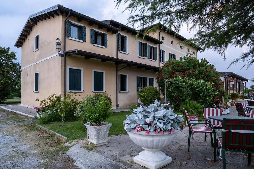 Hotel Villa Sara Местре